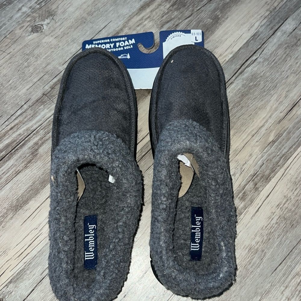 Wembly mens slippers